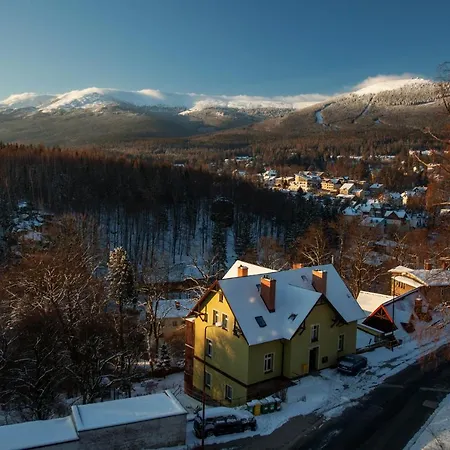 Apartman Apartamentowiec Panorama Gor Center Family&pet-friendly *