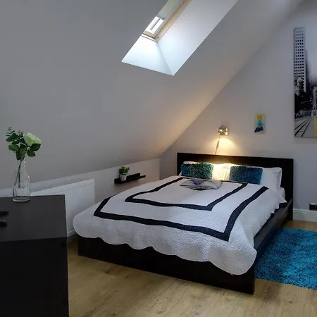 Apartamentowiec Panorama Gor Center Family&pet-friendly Apartman *