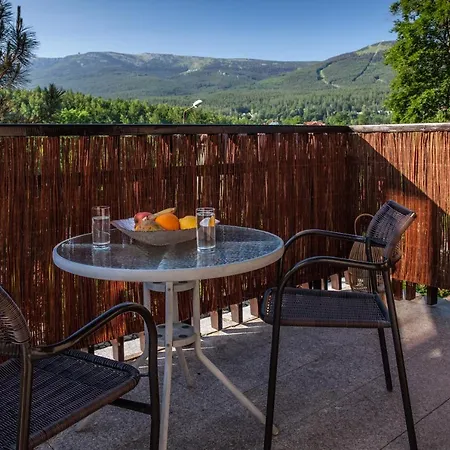 Apartamentowiec Panorama Gor Center Family&pet-friendly *